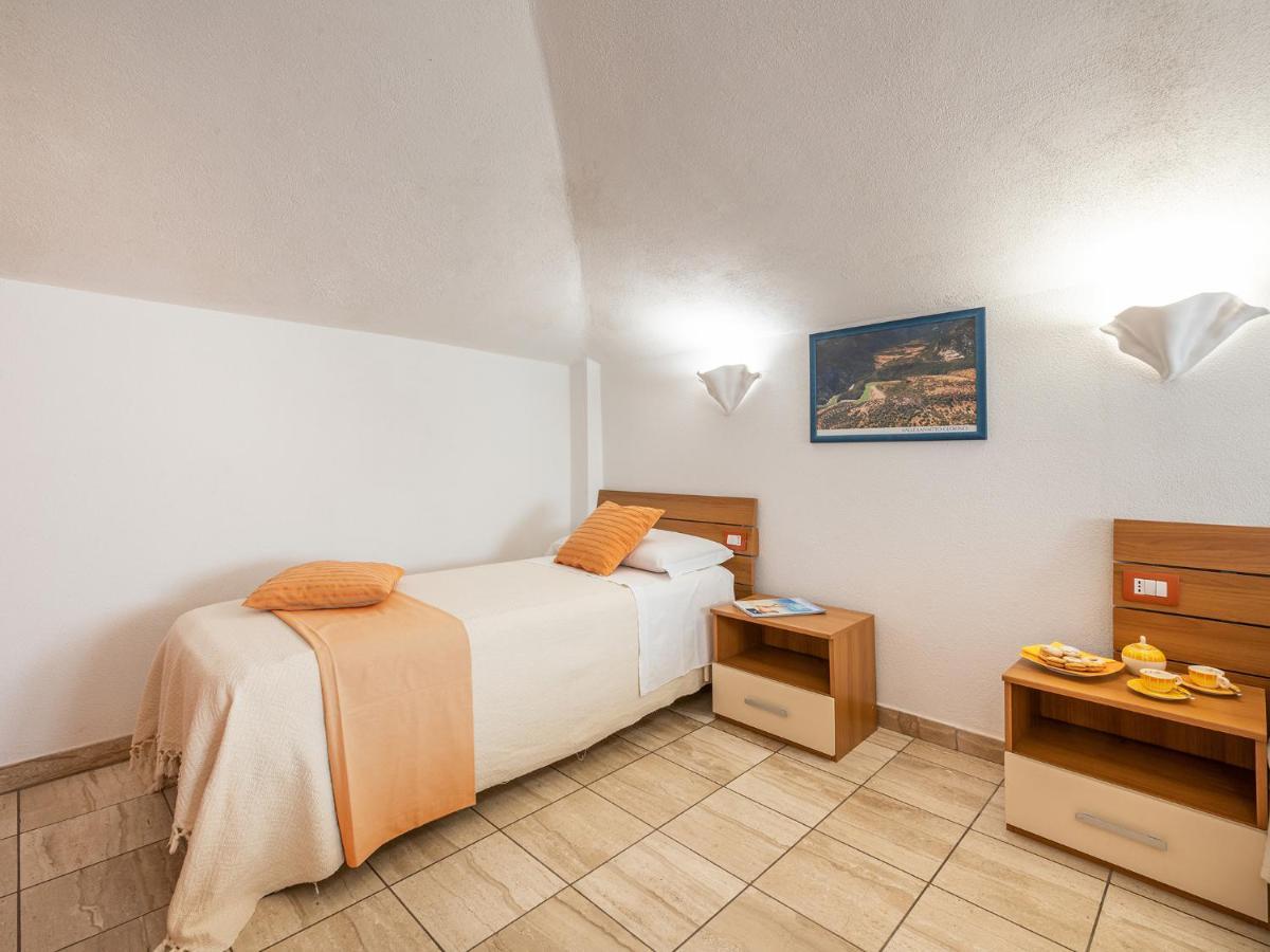Bed And Breakfast Dorgali Ngoại thất bức ảnh
