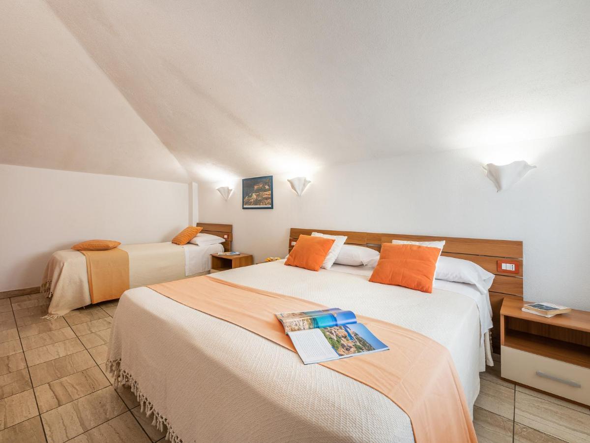 Bed And Breakfast Dorgali Ngoại thất bức ảnh